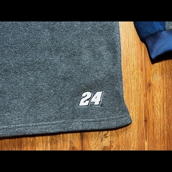 Chase Authentics Jeff Gordon 24‎ Crewneck Sweatshirt - Picture 3 of 7